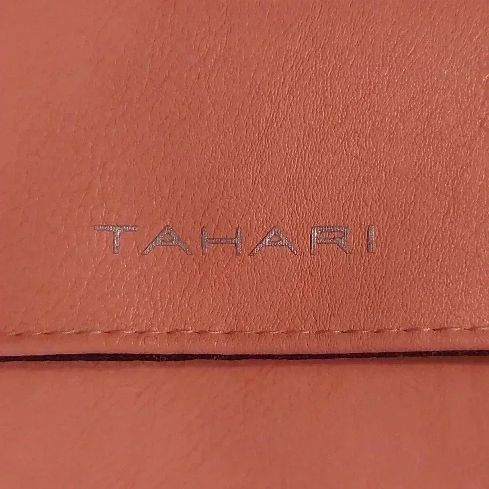NWOT TAHARI PINK WRISTLET WALLET WITH IDENTITY PROOF LINING - Picture 2 of 13